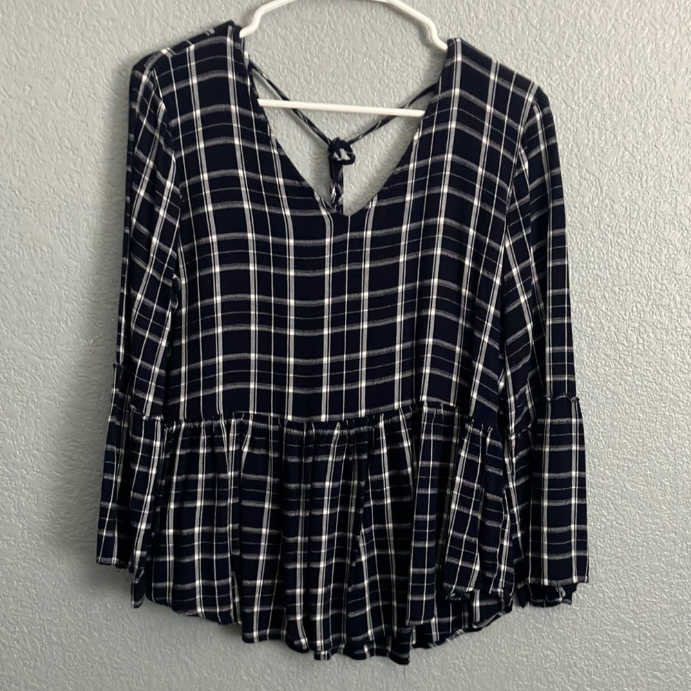 Maurices Black and White Peplum Tie Front Blouse